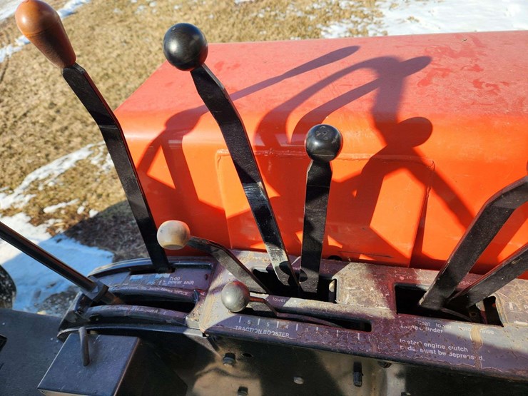 1979-allis-chalmers-7000-image-7