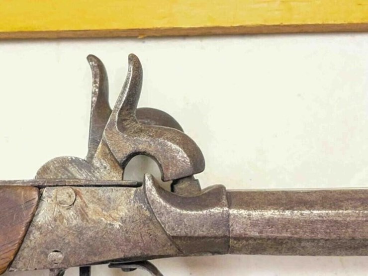 vintage-pistol-image-14