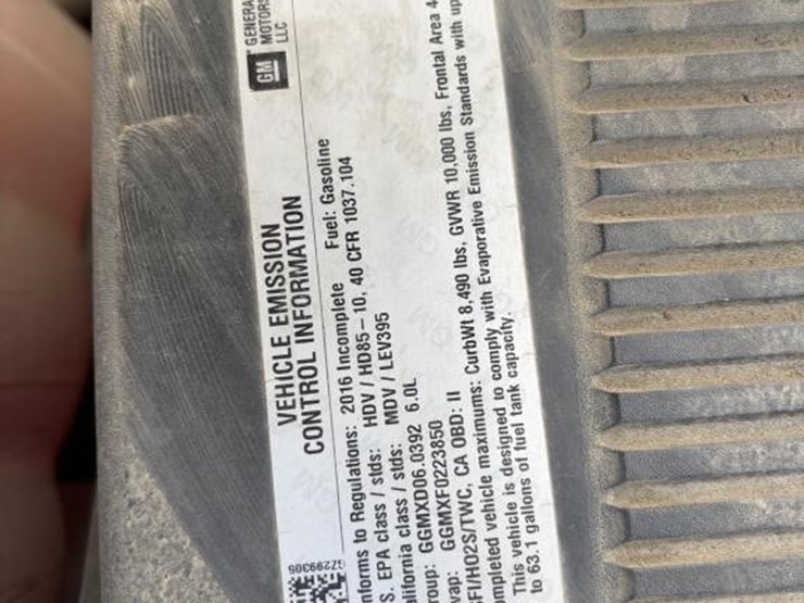 2016-chevrolet-silverado-2500-image-8