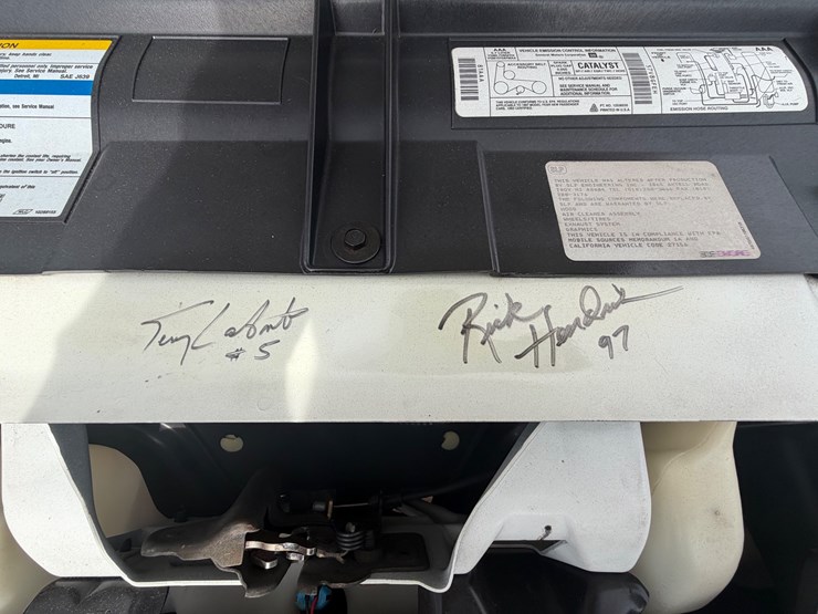 #30932-•-1997-chevrolet-camaro-ss-30th-anniversary-coupe-image-35