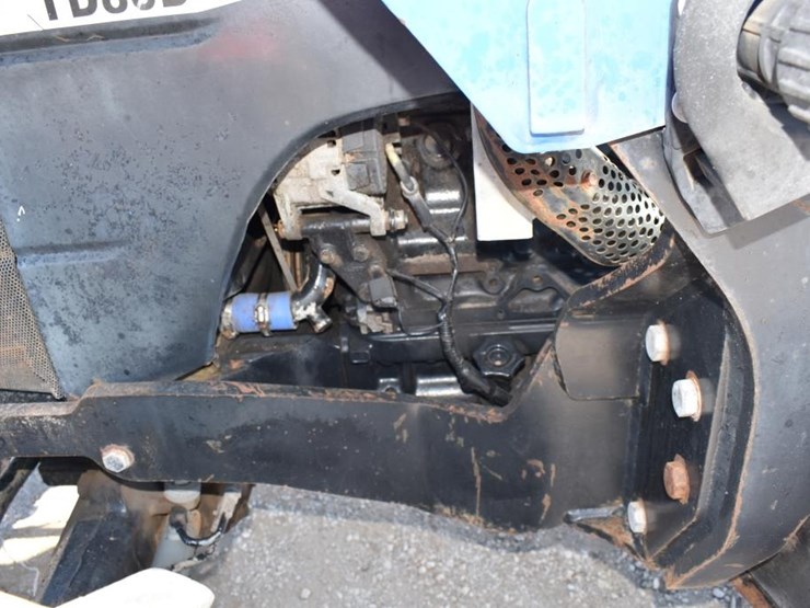 new-holland-820tl-image-15