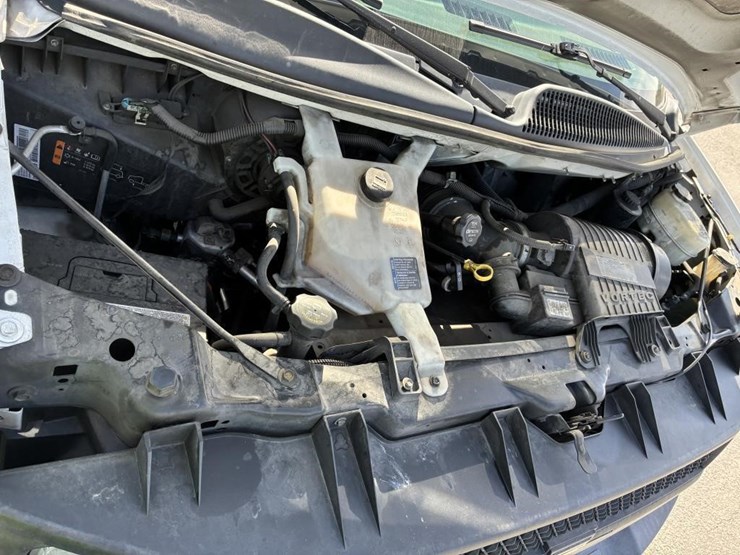 2016-chevrolet-express-2500-image-7