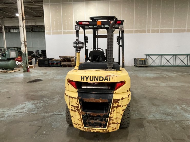 #161-•-2016-hyundai-45d-9-diesel-forklift-image-6
