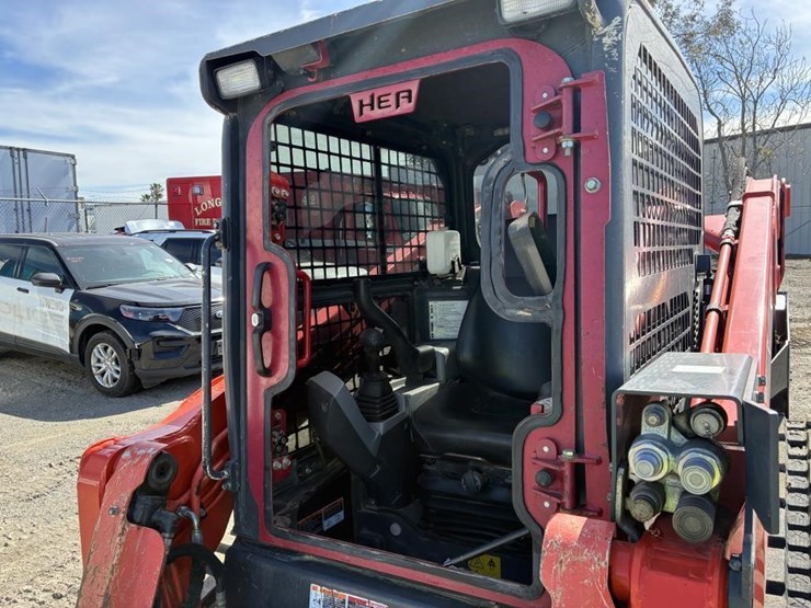 2018-kubota-svl95-2s-image-25