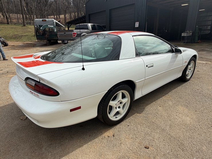 #30932-•-1997-chevrolet-camaro-ss-30th-anniversary-coupe-image-7