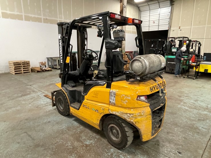 2021-hyundai-25l-9a-image-7