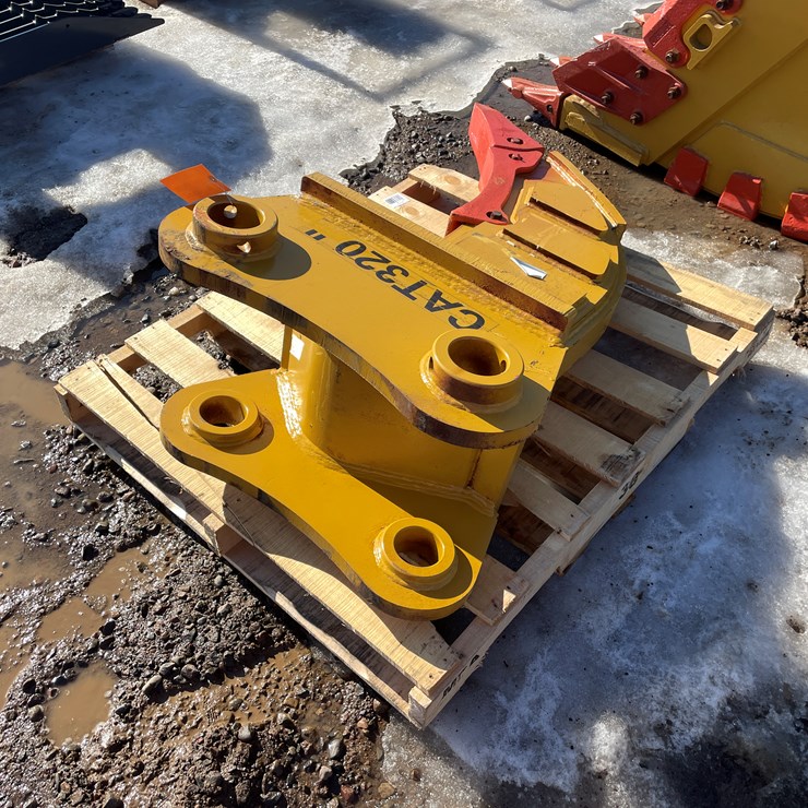 2026 CATERPILLAR 320