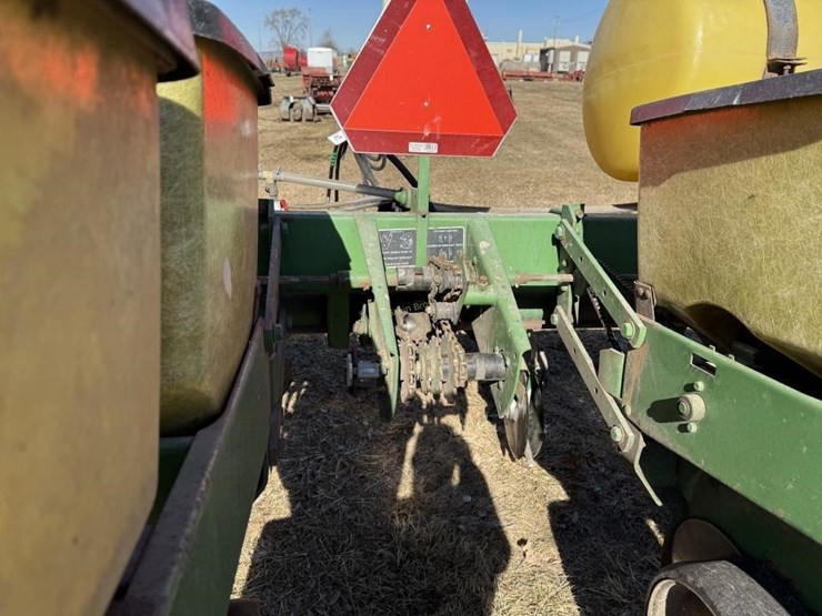 john-deere-7000-image-8