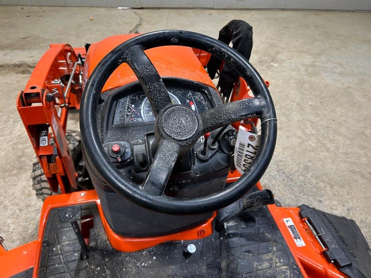 2019-kubota-bx2380-image-25
