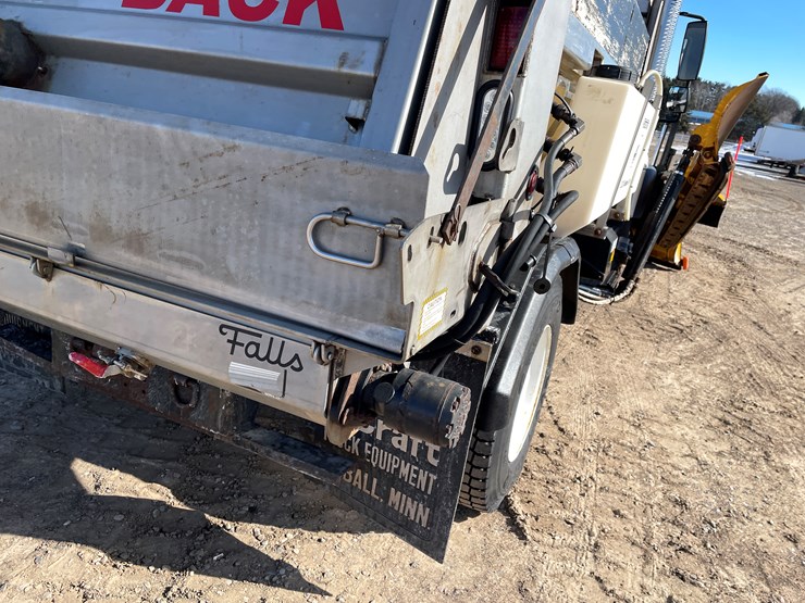 #1016-•-2007-international-plow-truck-(has-mn-title)-image-29