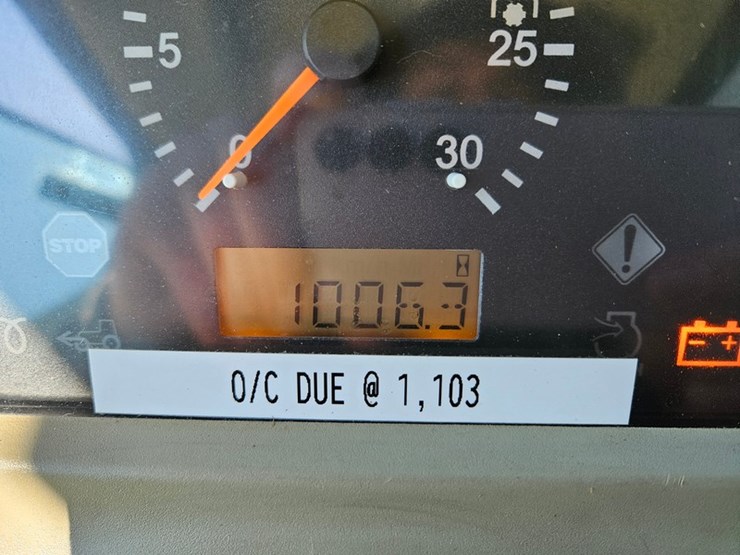 john-deere-4720-image-31