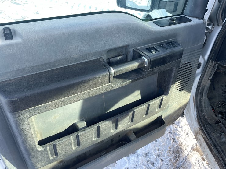 2013-ford-f250-image-45