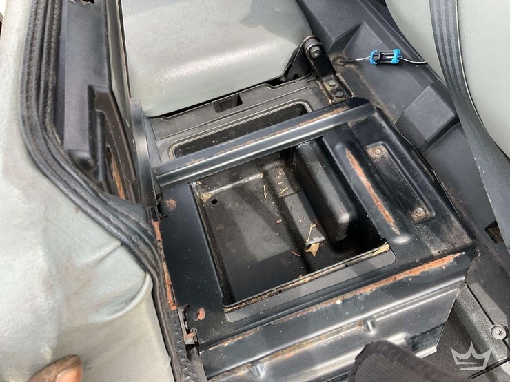 2021-bobcat-uv34-image-17