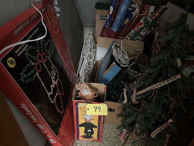 misc.-christmas-decor-image-4