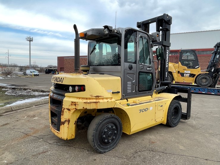 2016-hyundai-70d-9-image-5