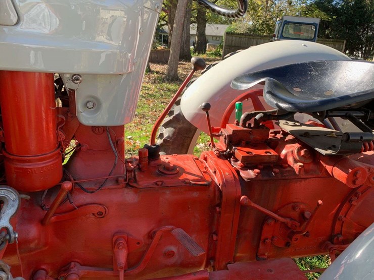 1955-ford-940-high-crop-image-7