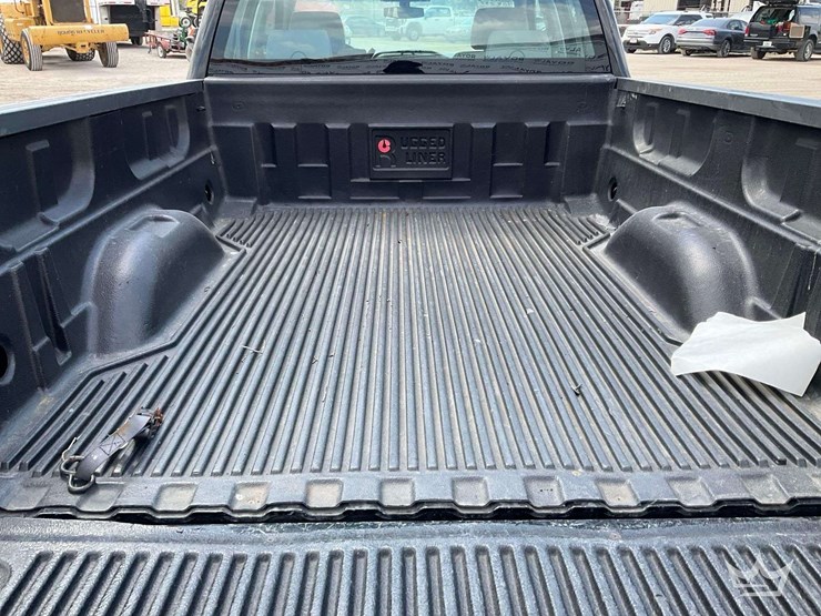 2014-gmc-sierra-1500-image-30