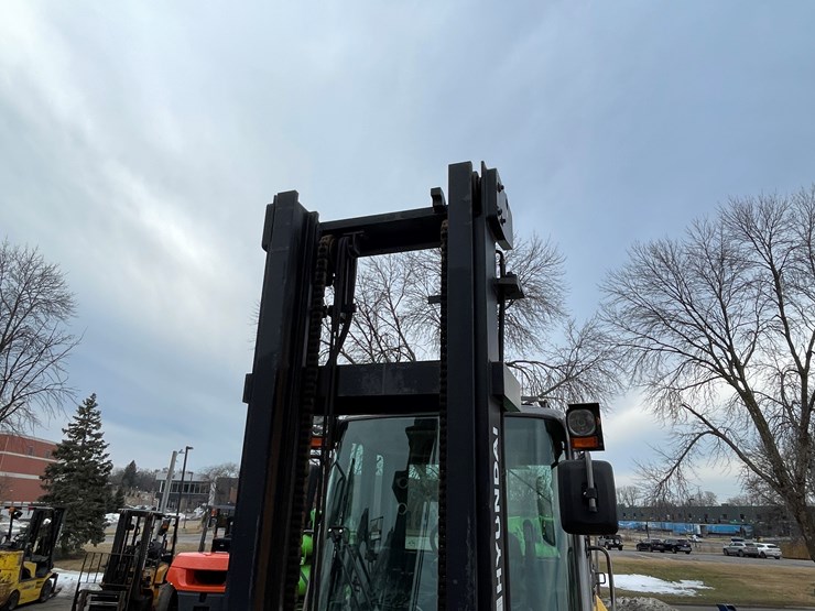 2016-hyundai-70d-9-image-11