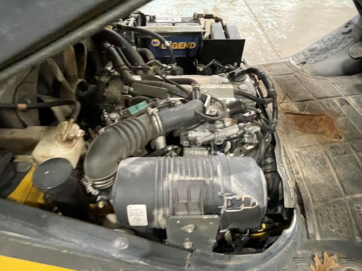 #169-•-2013-komatsu-30-propane-forklift-image-38