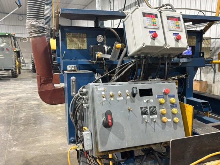 #135-•-2007-baker-double-head-resaw-image-46