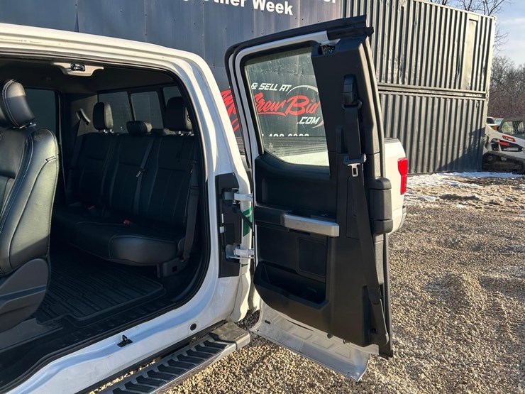 2018-ford-f150-image-19