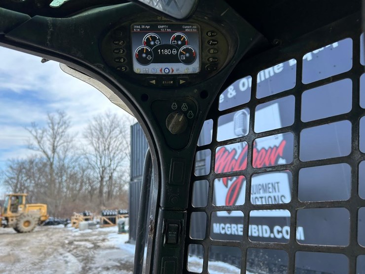 2017-bobcat-t450-image-26