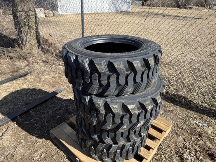 (4)-new-10-16.5-skidsteer-tires-image-2