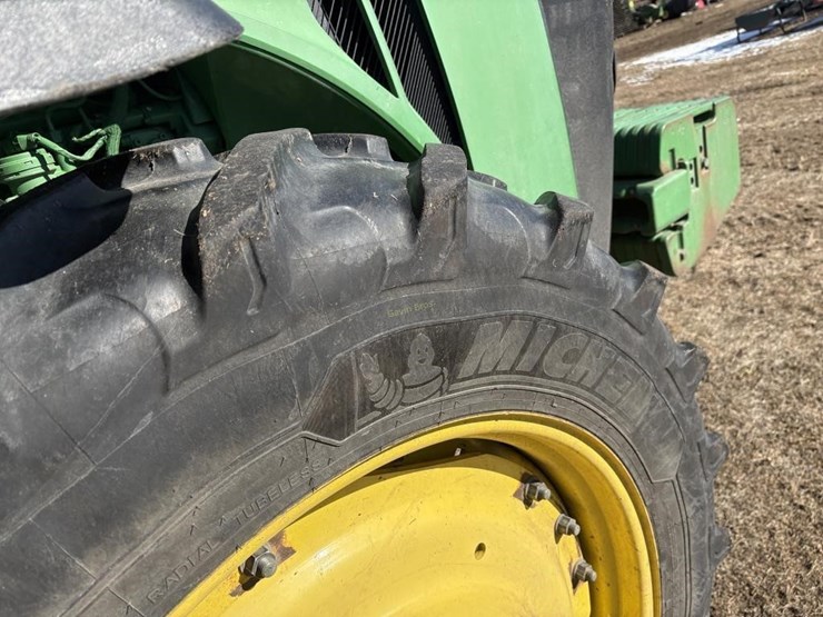 john-deere-8310r-image-15