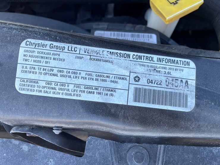 2013-dodge-grand-caravan-image-22