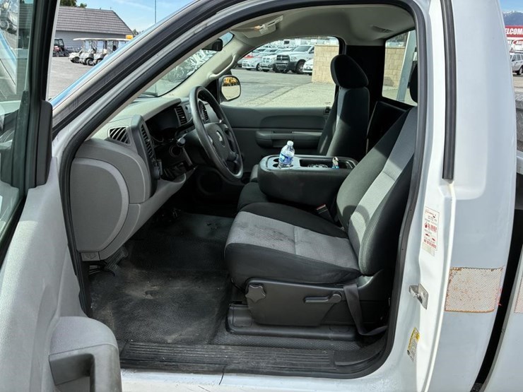 2009-chevrolet-1500-image-10