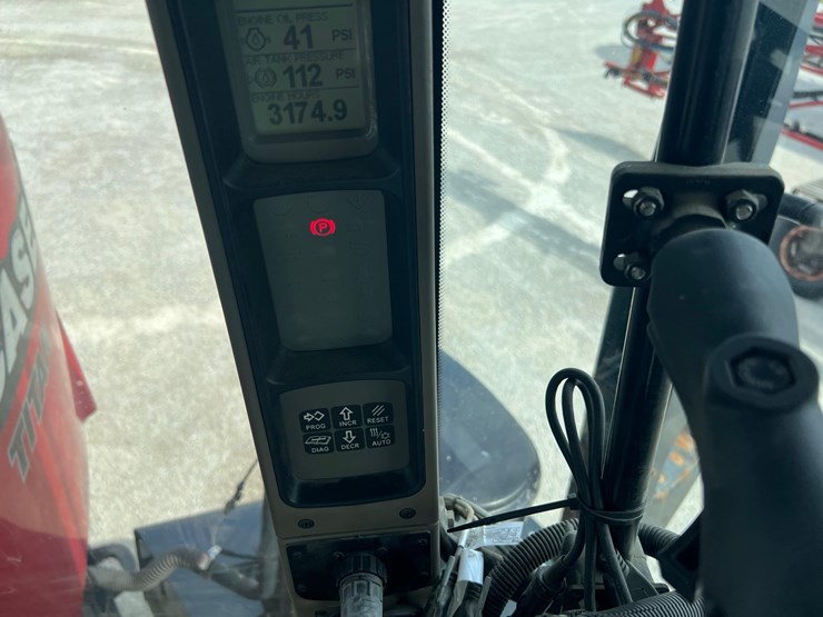 2015-case-ih-titan-3530-image-66