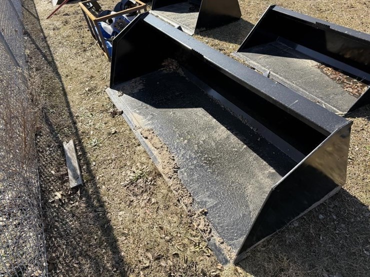 new-swict-96"-universal-attach-bucket-image-1