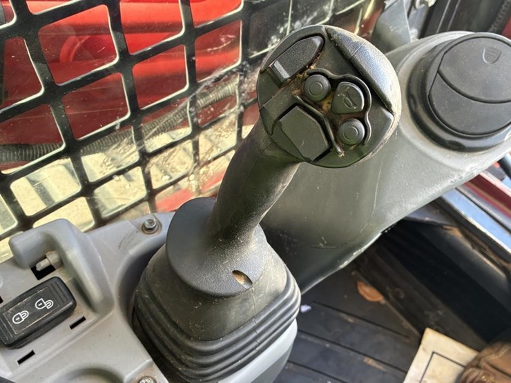 2018-kubota-svl95-2s-image-17