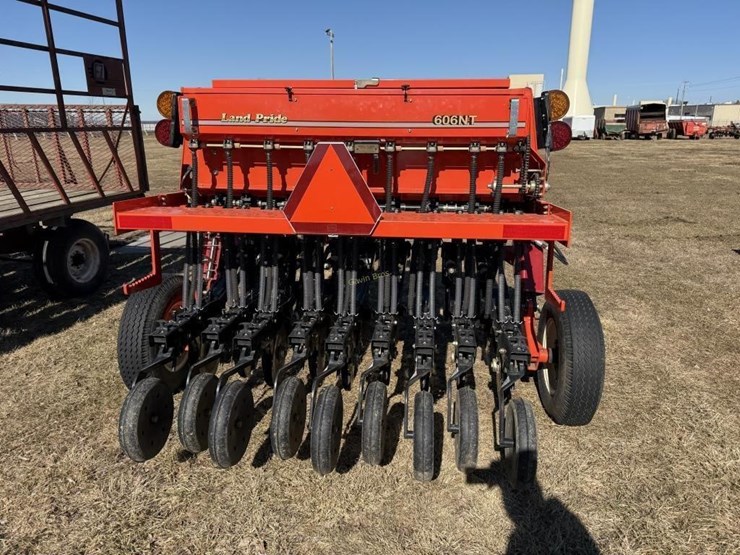 land-pride-606nt-image-3