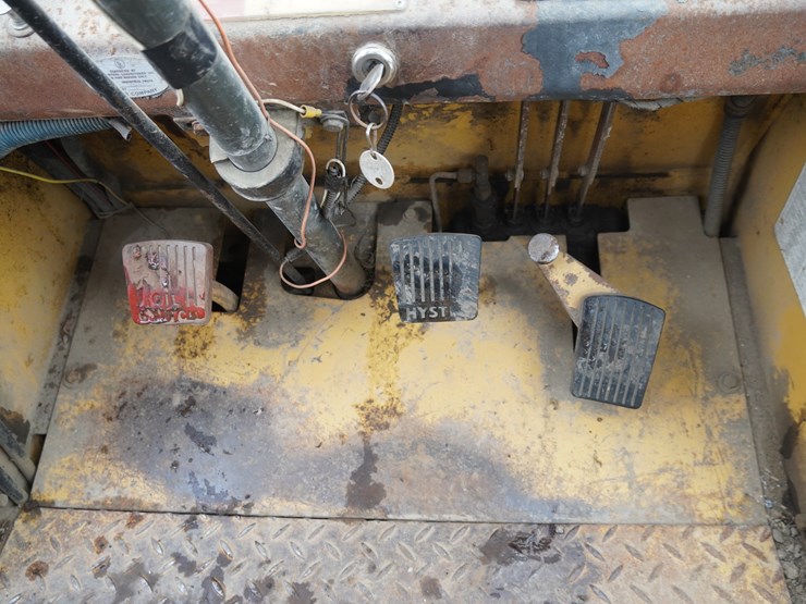 #106-•-hyster-135-forklift-image-21