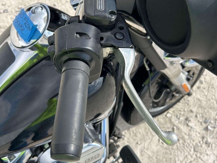 2021-harley-davidson-flhp-road-king-motorcycle-image-16