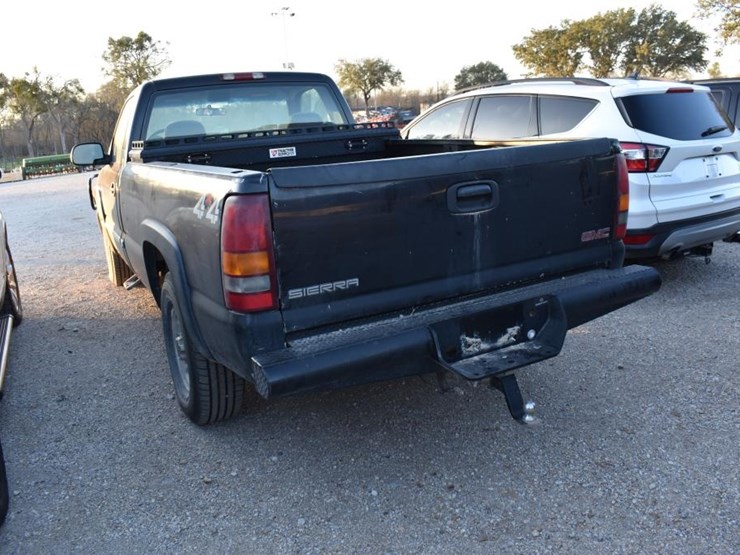 2000-gmc-1500-image-4