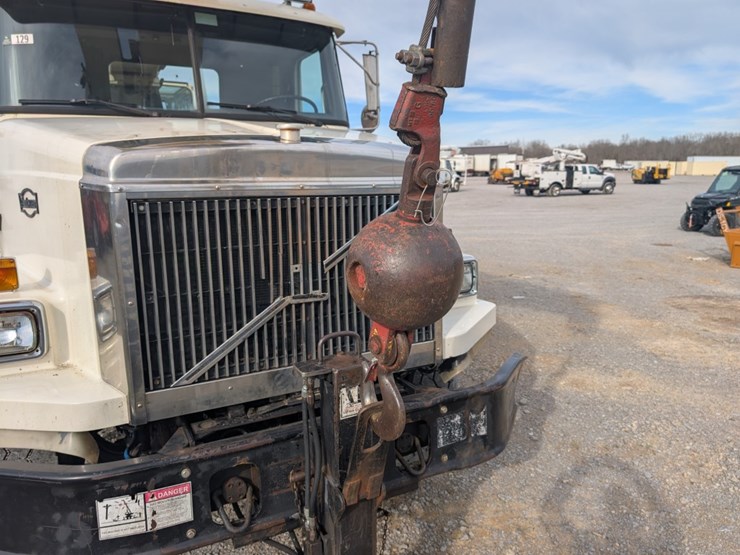 2001-national-1800-image-14