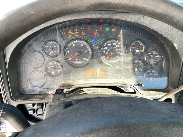 2012-international-prostar-image-38