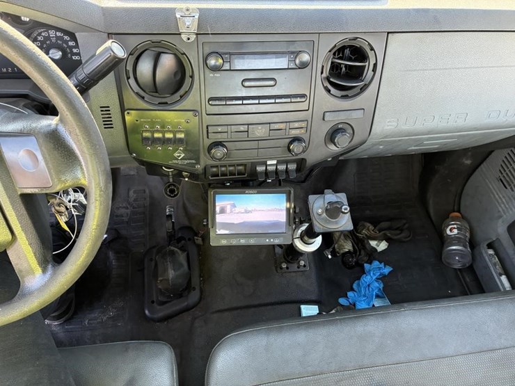 2016-ford-f650-image-13