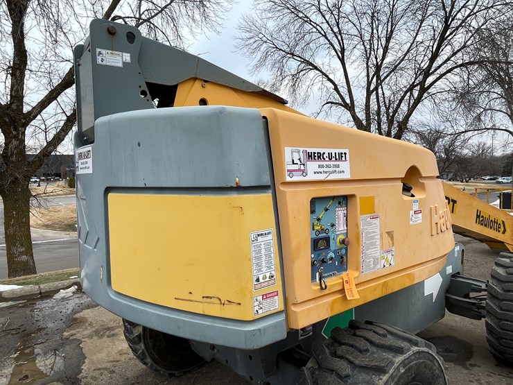 #152-•-2015-haulotte-ht61rt-4x4-telescopic-boom-lift-image-37