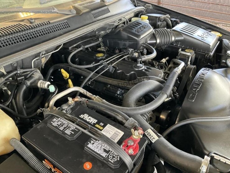 2000-jeep-grand-cherokee-laredo-image-11