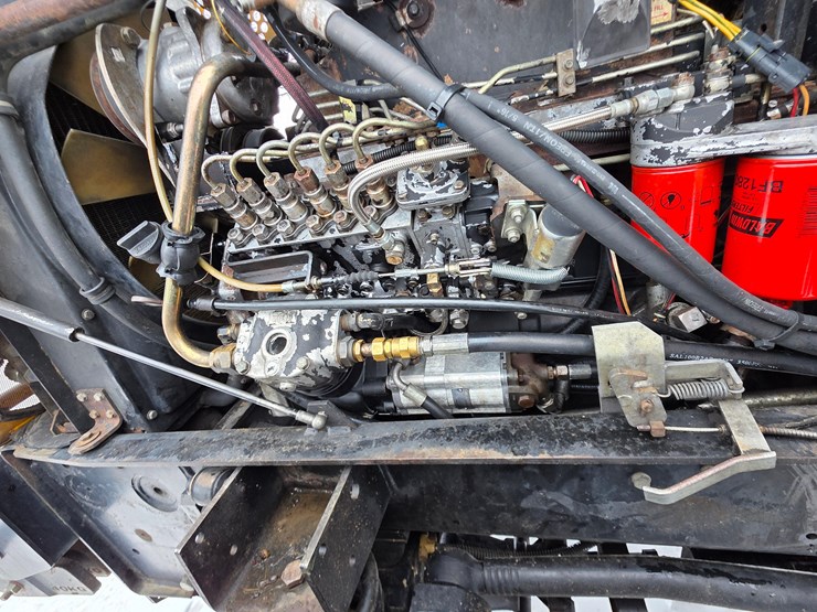 1998-jcb-185-65-image-20