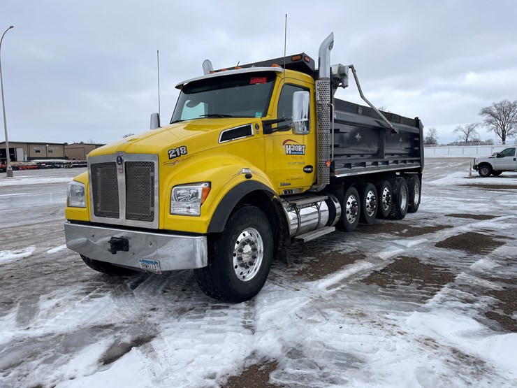 2018-kenworth-t880-image-1