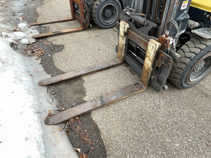 #4214-•-2008-hyster-fortis-60-lp-forklift-image-8