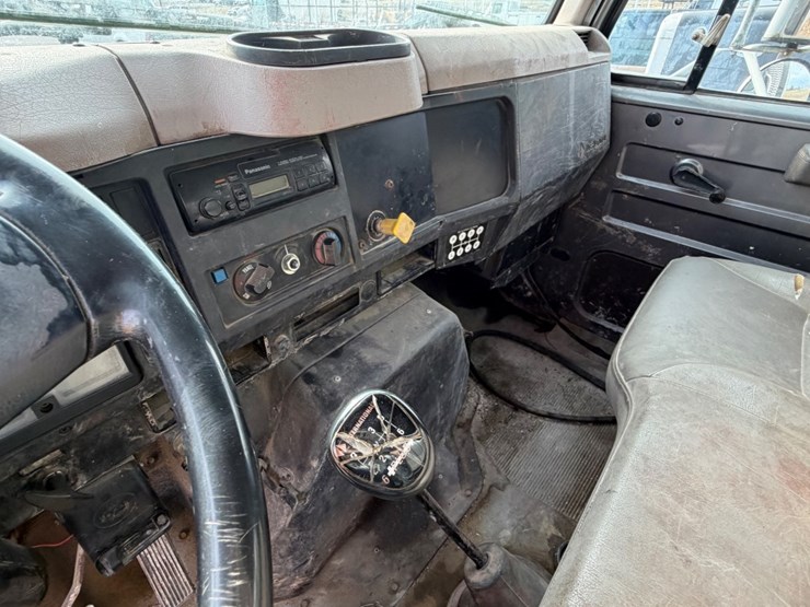 1996-international-4700-image-8