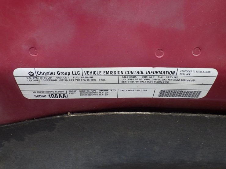 2011-dodge-1500-image-14