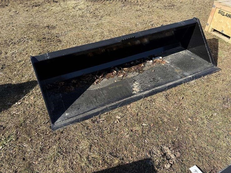 new-swict-84"-universal-attach-bucket-image-1