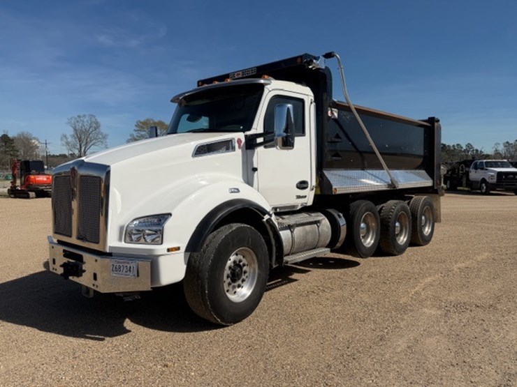 2024-kenworth-t880-image-1