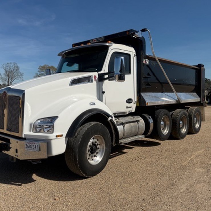 2024 KENWORTH T880